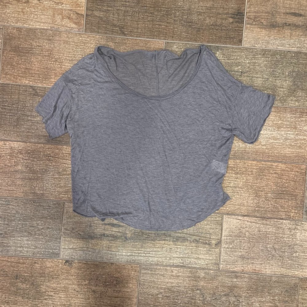 American Eagle Gray Short-Sleeved Shirt, One Size Fits All